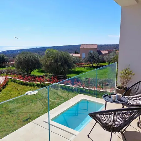 Villa Ogradina, In Istria For 5 Persons, 3 Km From The Sea *