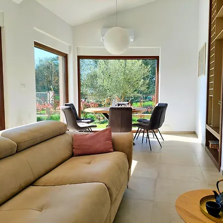 Ogradina, In Istria For 5 Persons, 3 Km From The Sea *