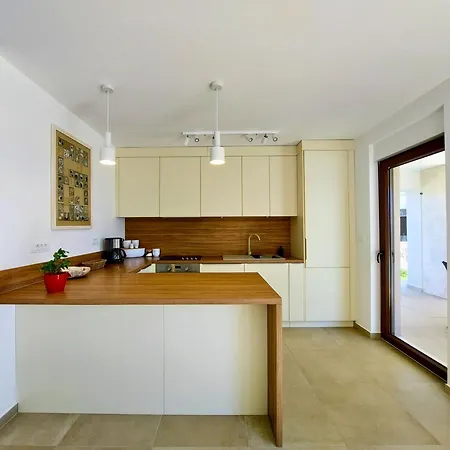 Ogradina, In Istria For 5 Persons, 3 Km From The Sea 빌라 Peruški